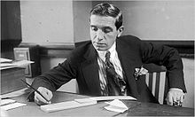 220px-Charles_Ponzi.jpg