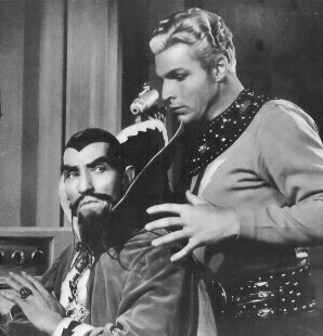 5.Charles-Middleton-as-Ming-The-MercilessBuster-Crabbe-as-Frash-Gordon-Flash3[1].jpg