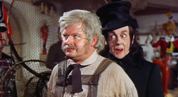 chitty-chitty-bang-bang-scary-child-catcher-benny-hill.jpg