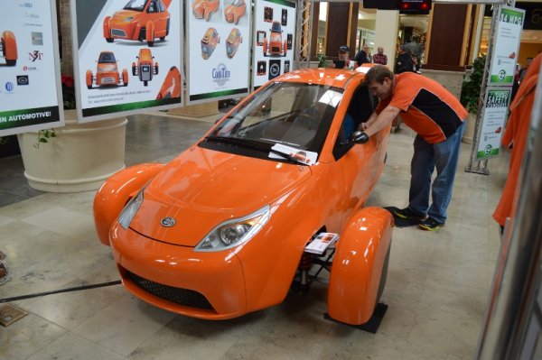 Elio in Charlotte 03.JPG